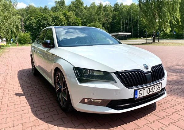 Skoda Superb cena 68000 przebieg: 234260, rok produkcji 2016 z Żory małe 667